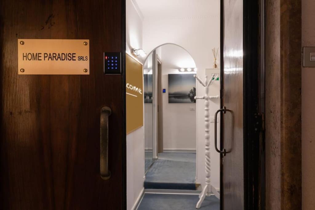 Private Suite In A Guest House With Private Bathroom N3 罗马 外观 照片